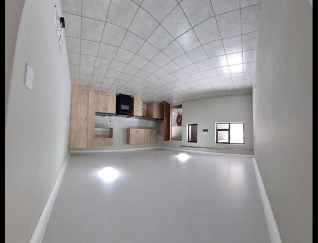 3 BEDROOM TOWNHOUSE FOR SALE IN KENLEAF